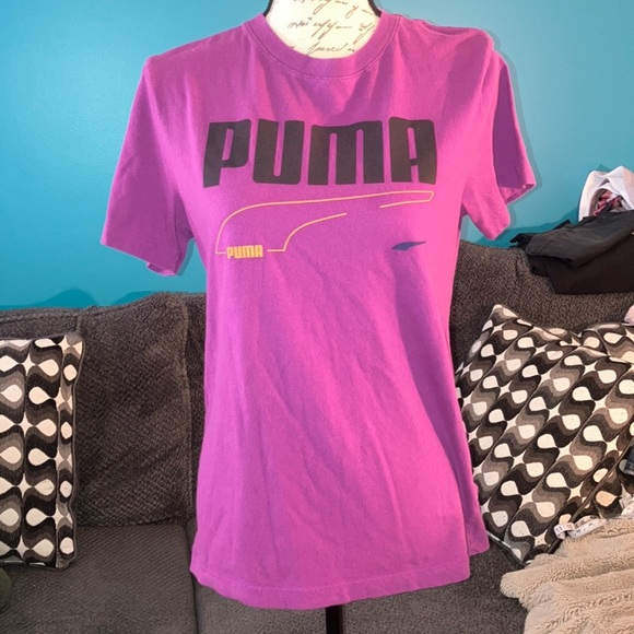 🎉4 for $20 Puma Short Sleeve Tee, Small - Picture 1 of 5